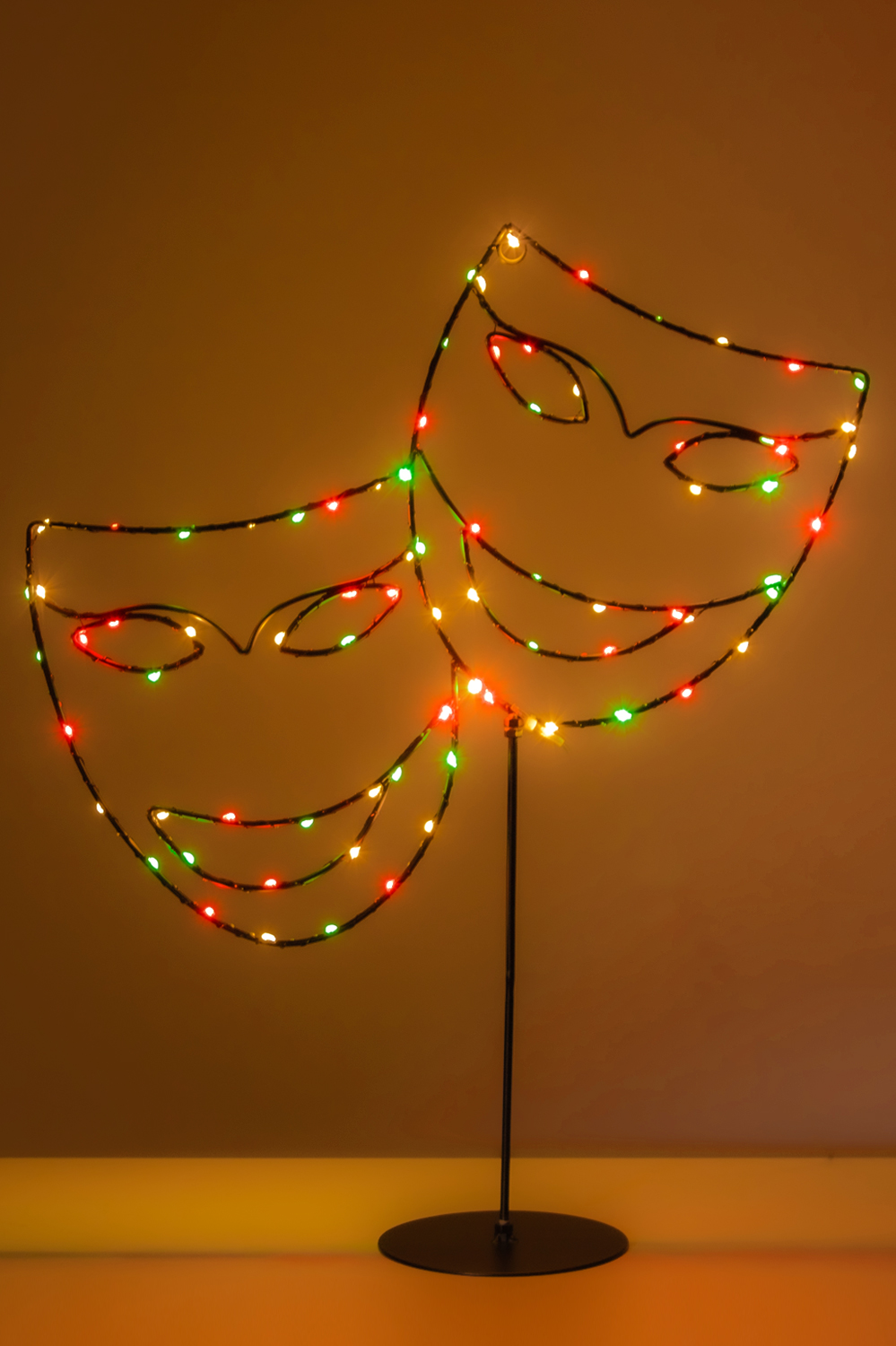 Verlichting Carnaval Maskers 72 Rood-Geel-Groene Led Lampjes UITVERKOCHT